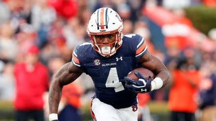 auburn run back against Alabama